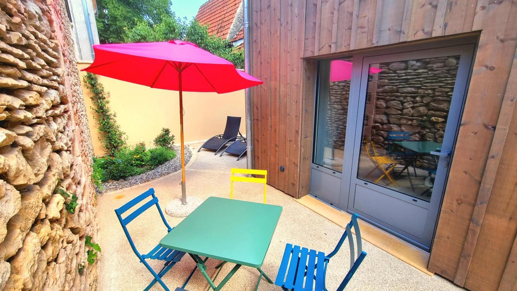 Logis Hotel Archambeau Thonac Luaran gambar