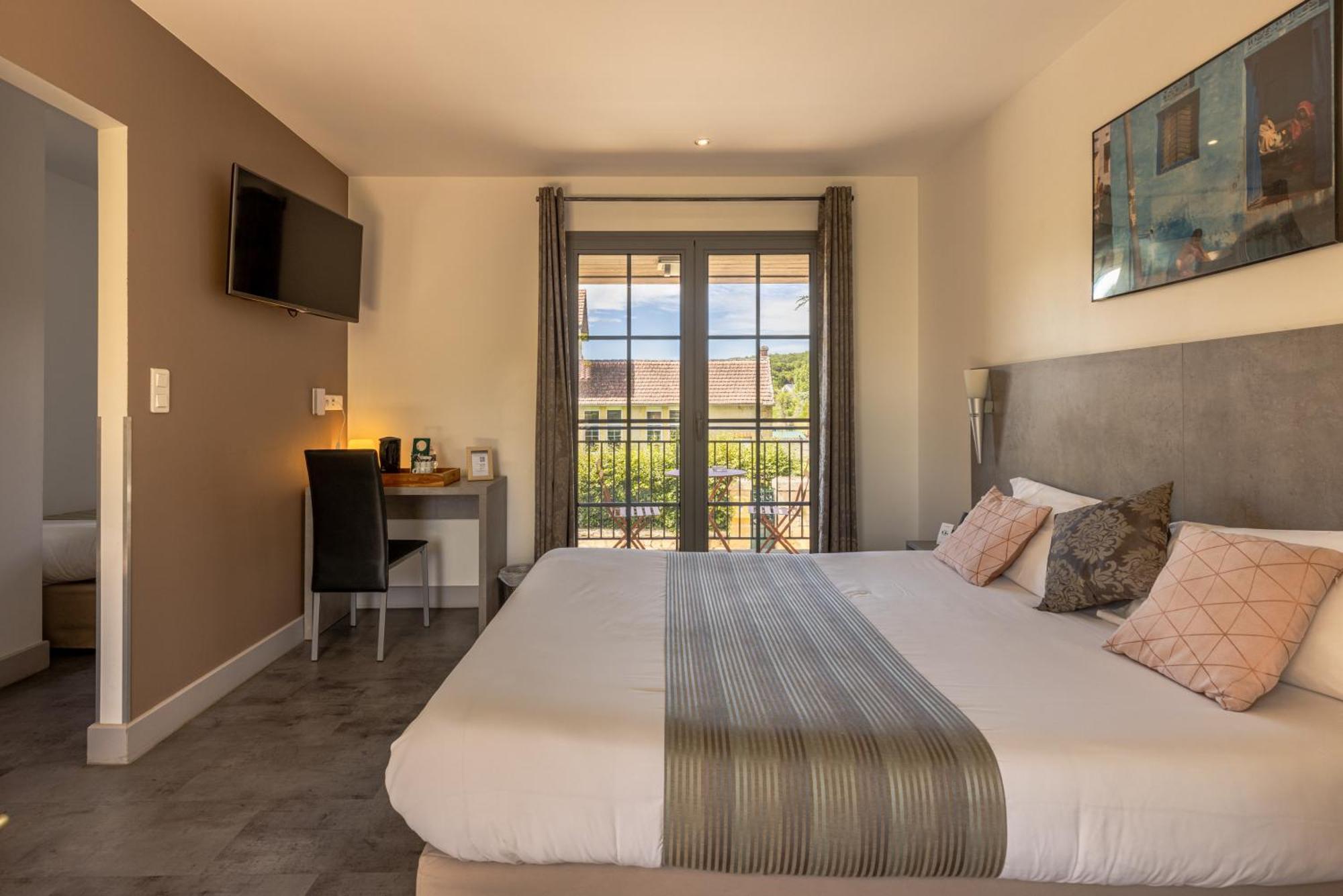 Logis Hotel Archambeau Thonac Luaran gambar