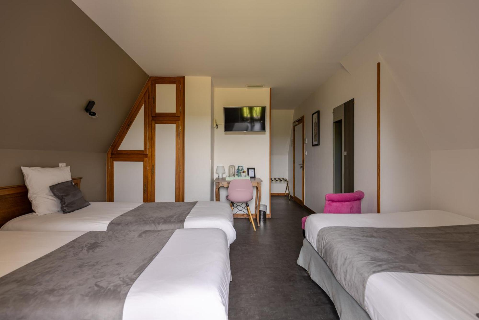 Logis Hotel Archambeau Thonac Luaran gambar