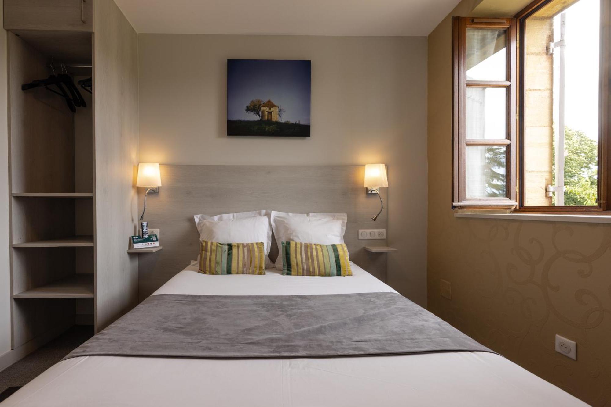 Logis Hotel Archambeau Thonac Luaran gambar