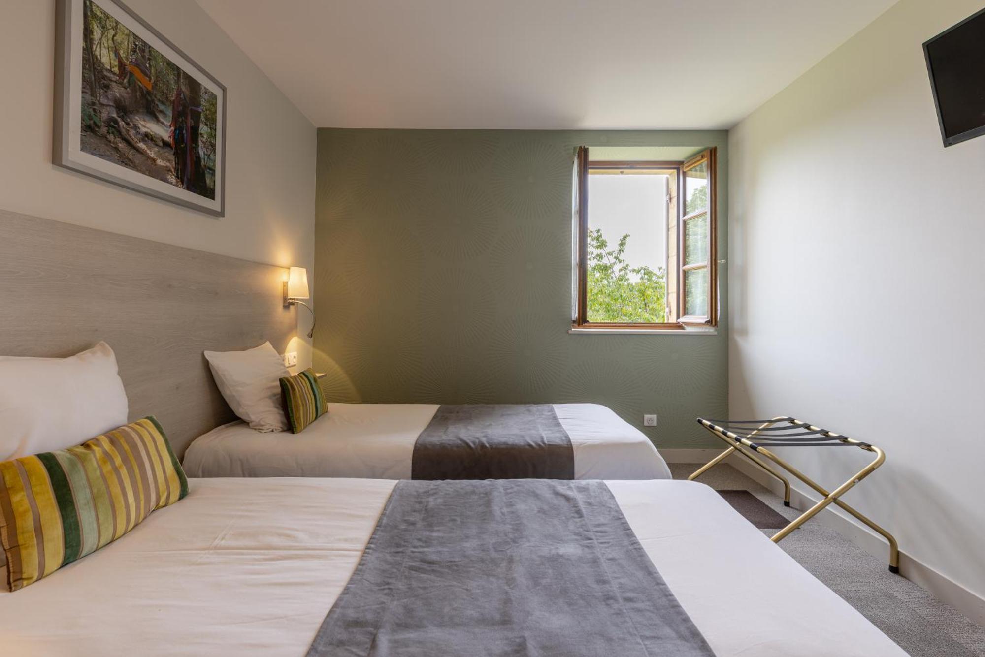 Logis Hotel Archambeau Thonac Luaran gambar