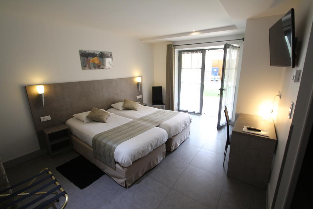 Logis Hotel Archambeau Thonac Luaran gambar