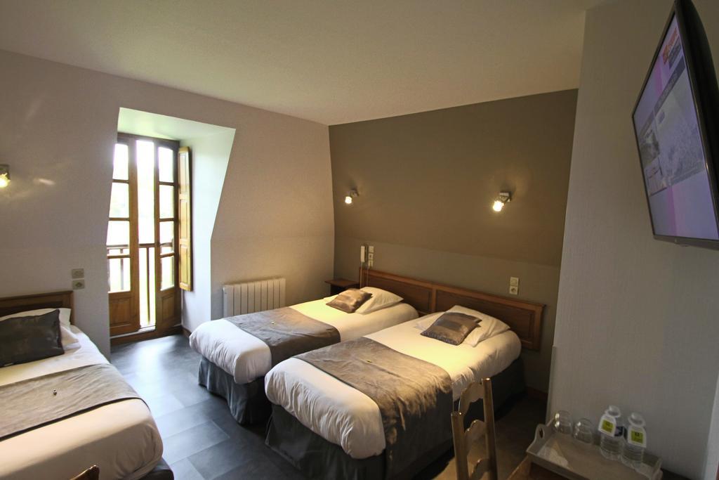 Logis Hotel Archambeau Thonac Luaran gambar